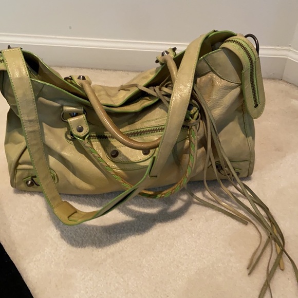 Besso City Fringe Bag - Picture 3 of 13